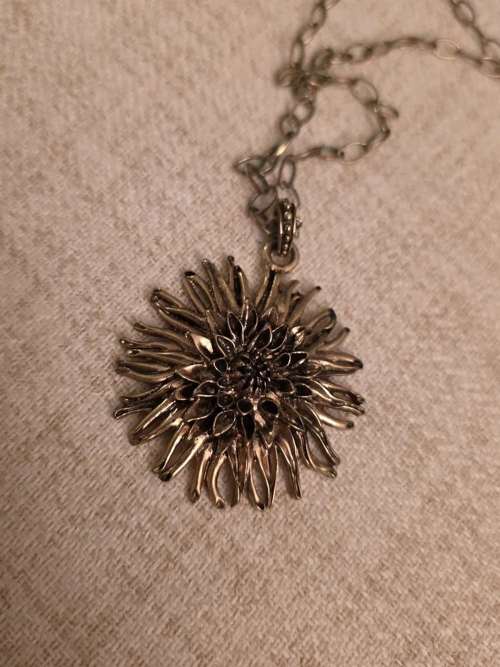 Lucky Brand Sunflower Pendant Long Necklace 30